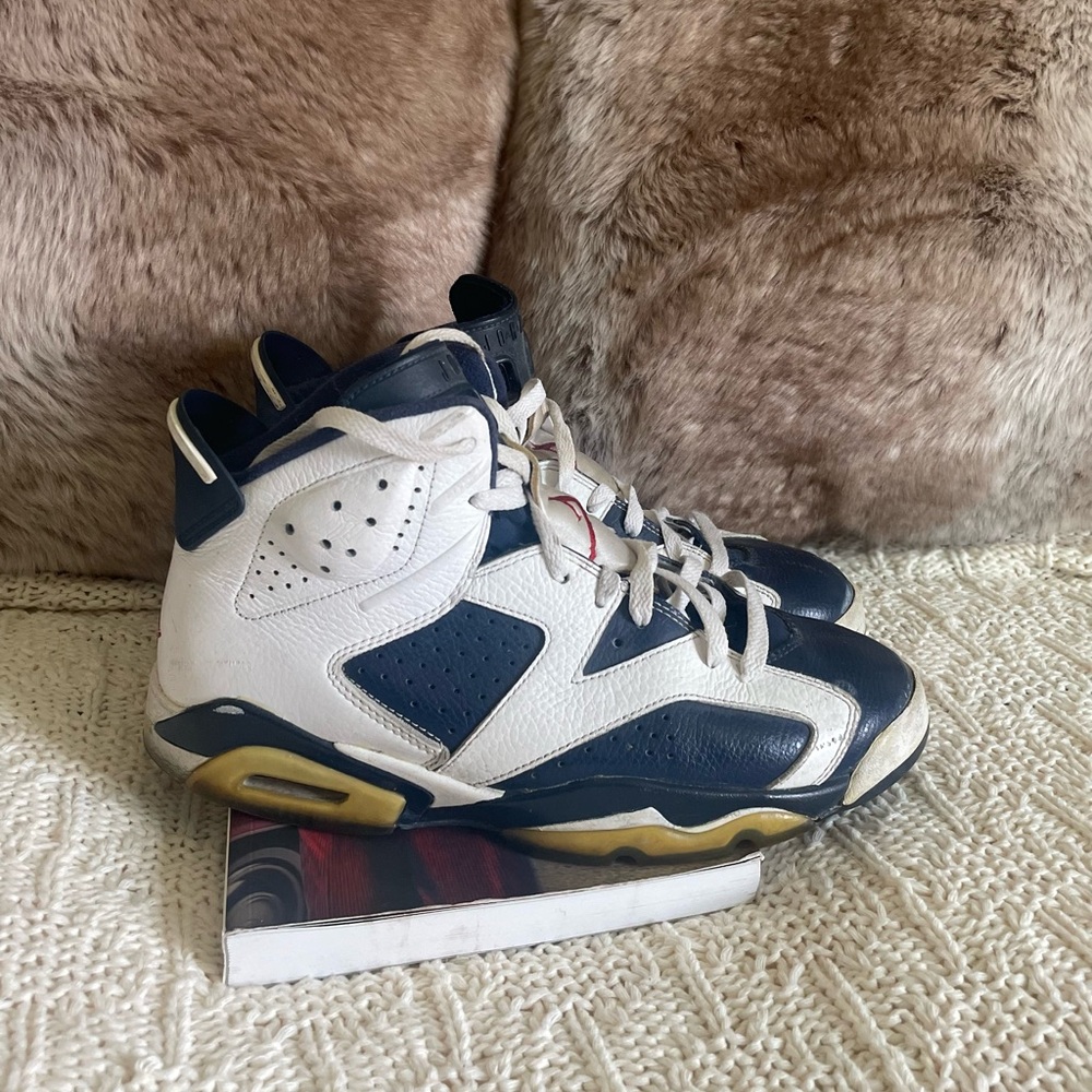 Air Jordan 6 VI Retro Olympic 2012